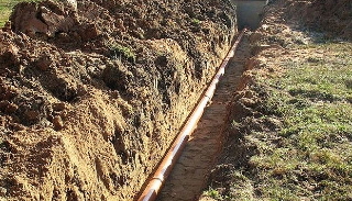 Копка траншей для водопровода в Керчи: цена за метр от 945 руб.