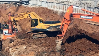 Разработка котлована экскаватором под фундамент в Керчи — цена от 2625 руб. | ГОСТСТРОЙ